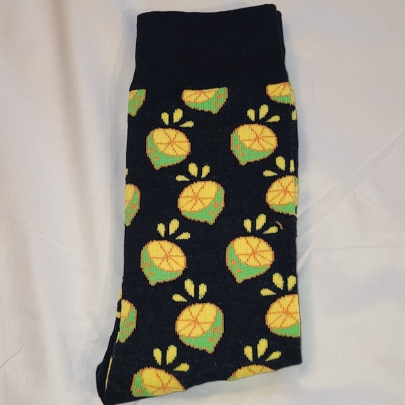 2 pairs of women's socks - Picture 8 of 16